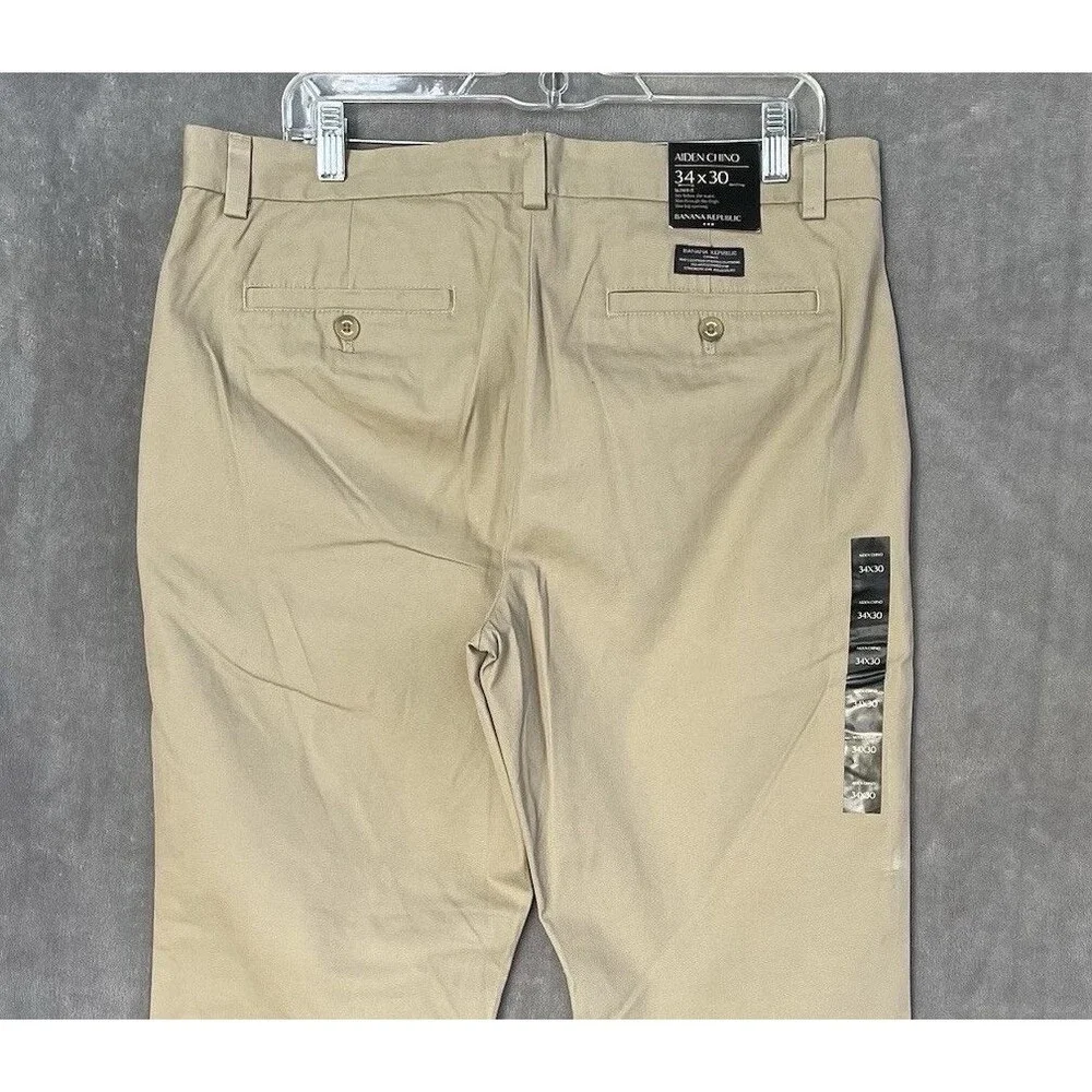 Banana Republic Men’s Aiden Chino Slim Fit  Khaki Pants Size 34x30
